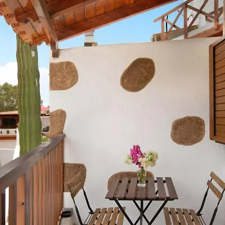 Holiday 2 Country house Santa Lucia De Tirajana