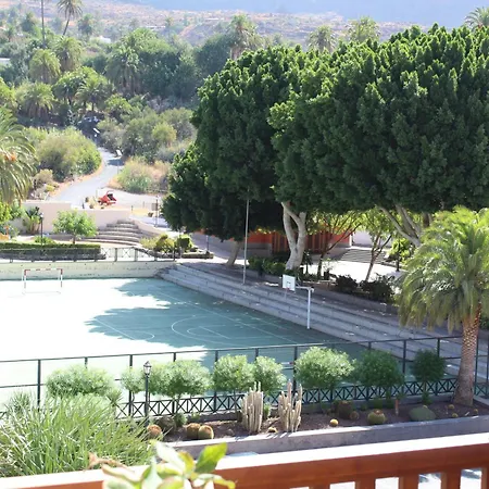 Landsted Holiday 2 *